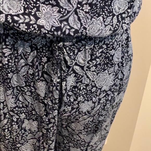 Jumpsuit - Picture 3 of 8